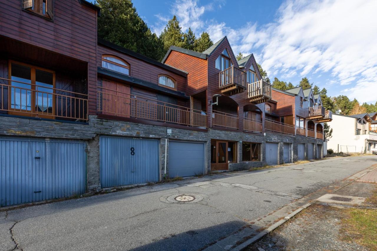 Le Cerf - Duplex Avec Superbe Vue Montagne Apartment Les Angles  Exterior photo